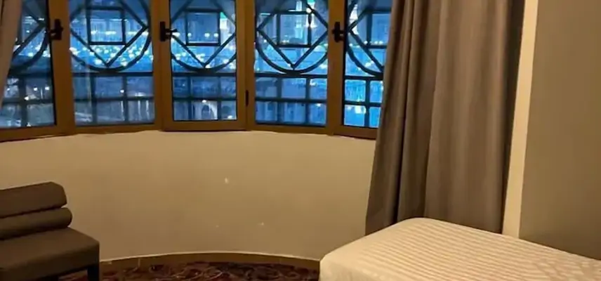 Sky View Hotel Madinah. image